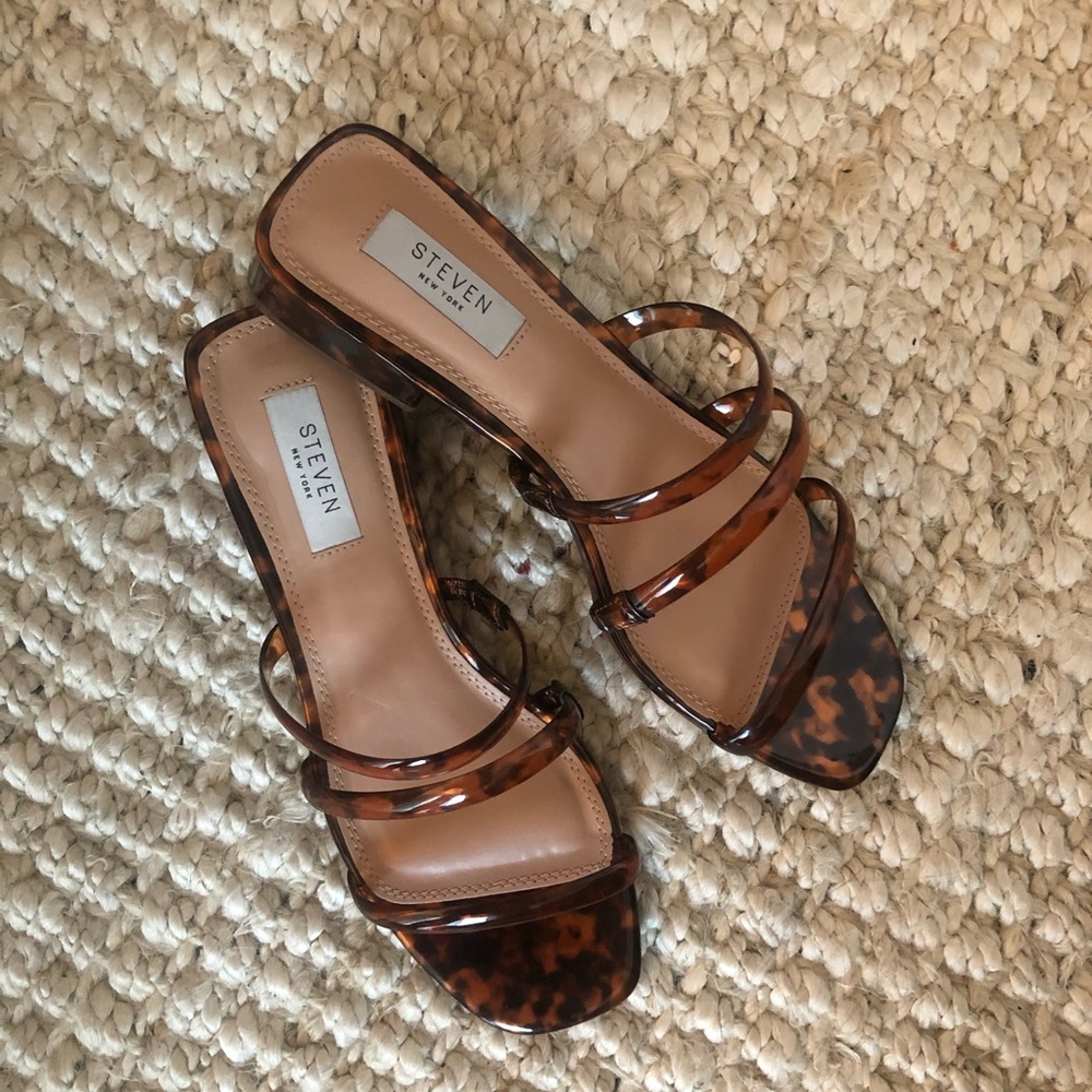Steven New York Tortoise Shell Print Mule Sandals